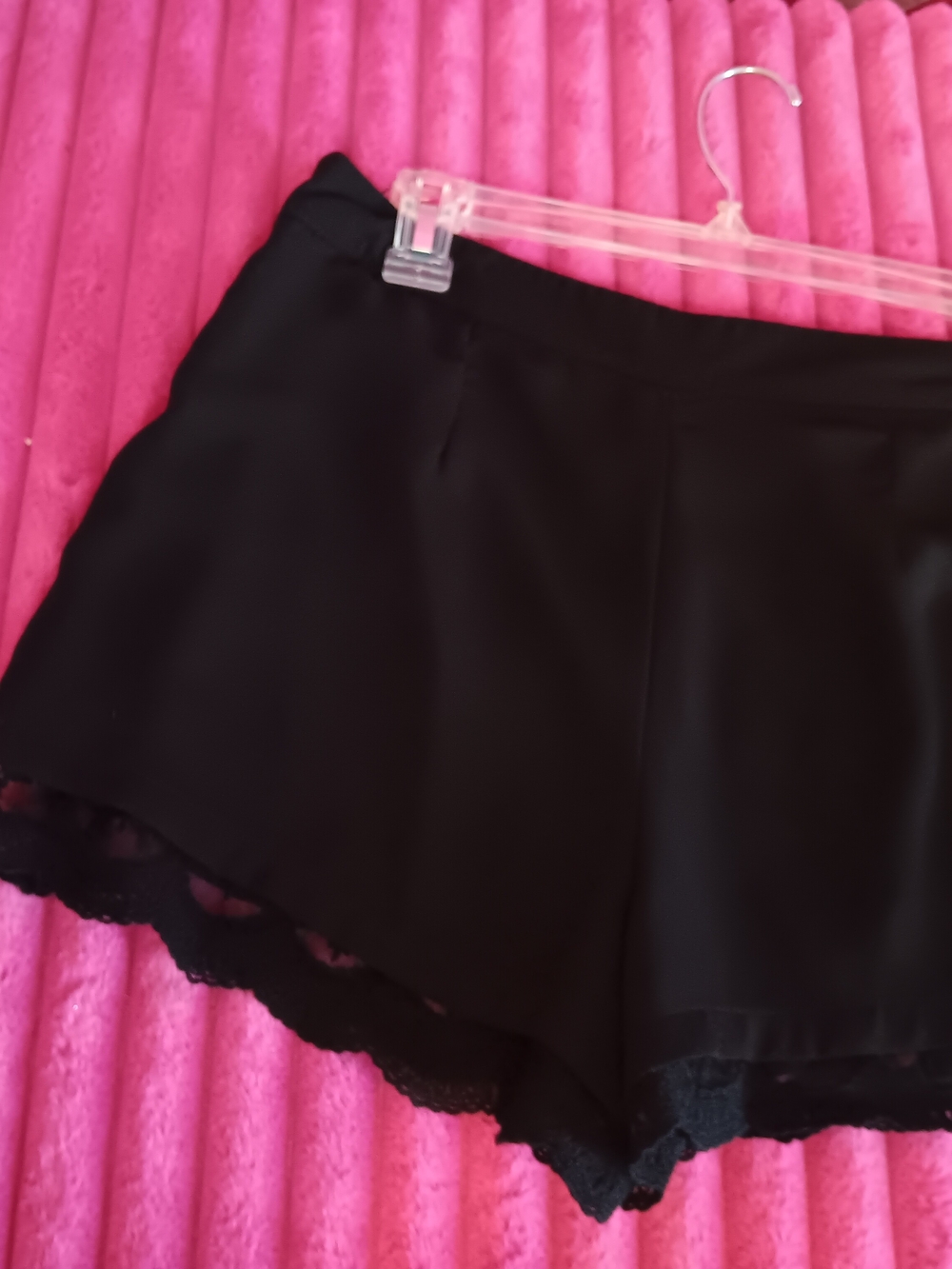 Forever 21 Black Lace-Hem Dressy Shorts